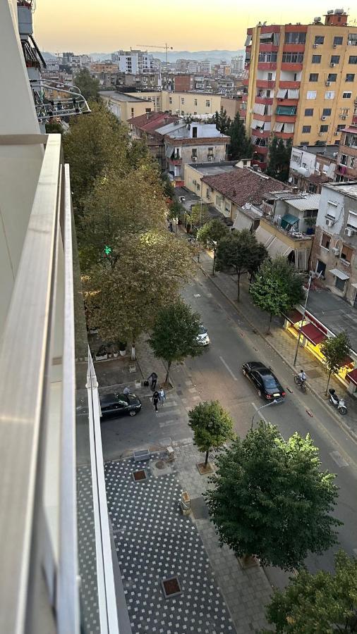 Urban Serenity City Skyline View Apartment 1 Tirana Exterior foto