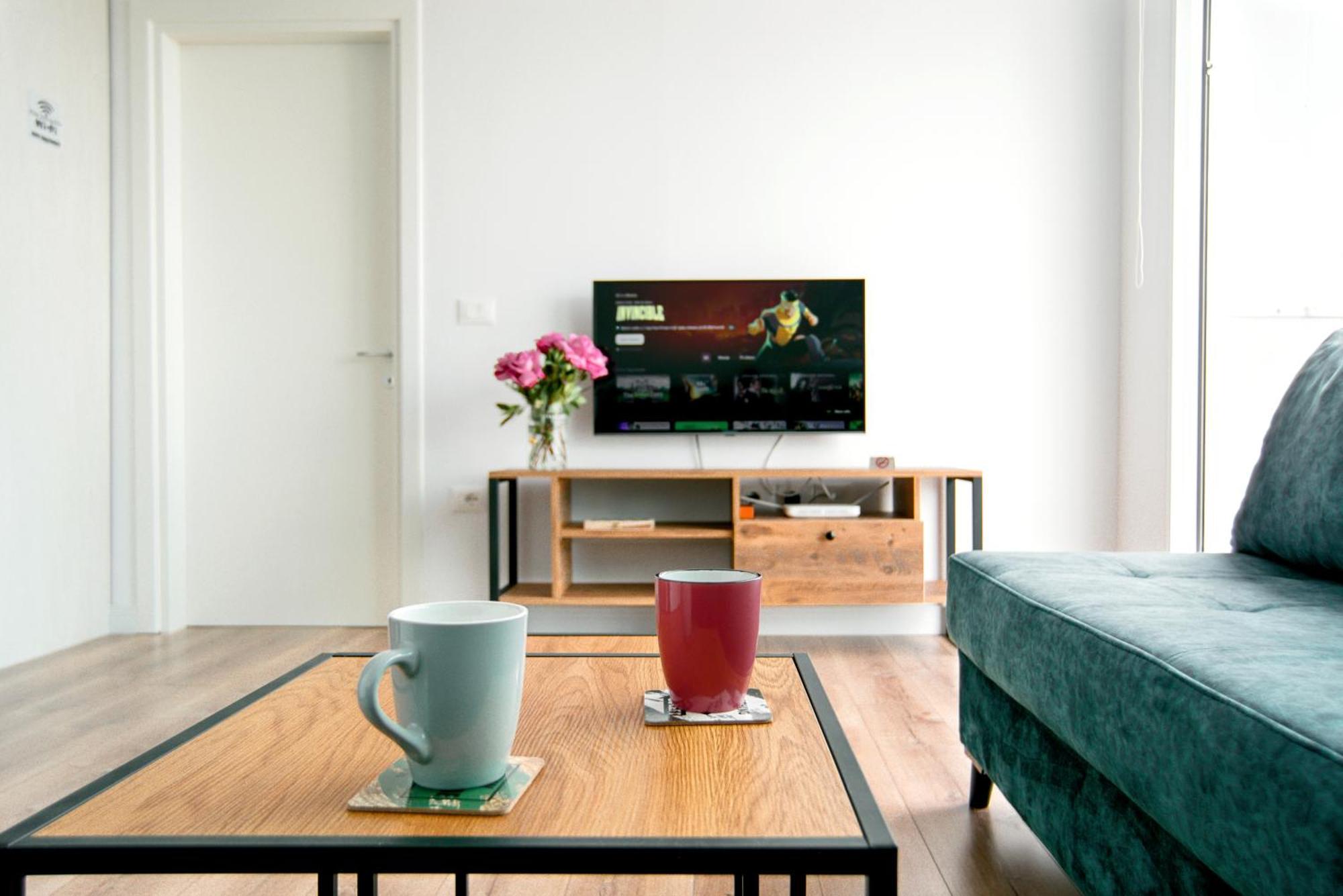 Urban Serenity City Skyline View Apartment 1 Tirana Exterior foto